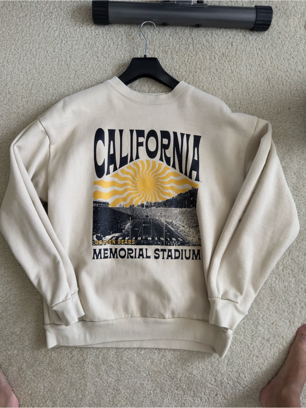 NWOT UNIVERSITY OF CALIFORNIA BERKELEY HEAVYWEIGHT SWEATSHIRT MENS MEDIUM